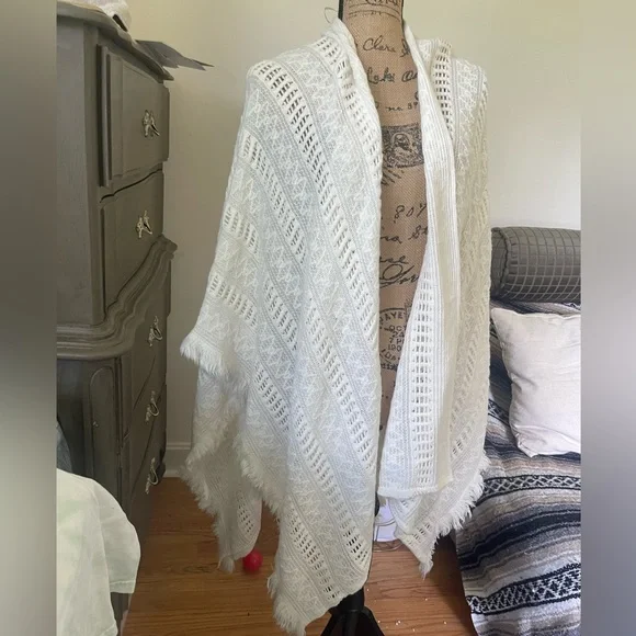 NWT New directions wrap cover up OS - Picture 2 of 10